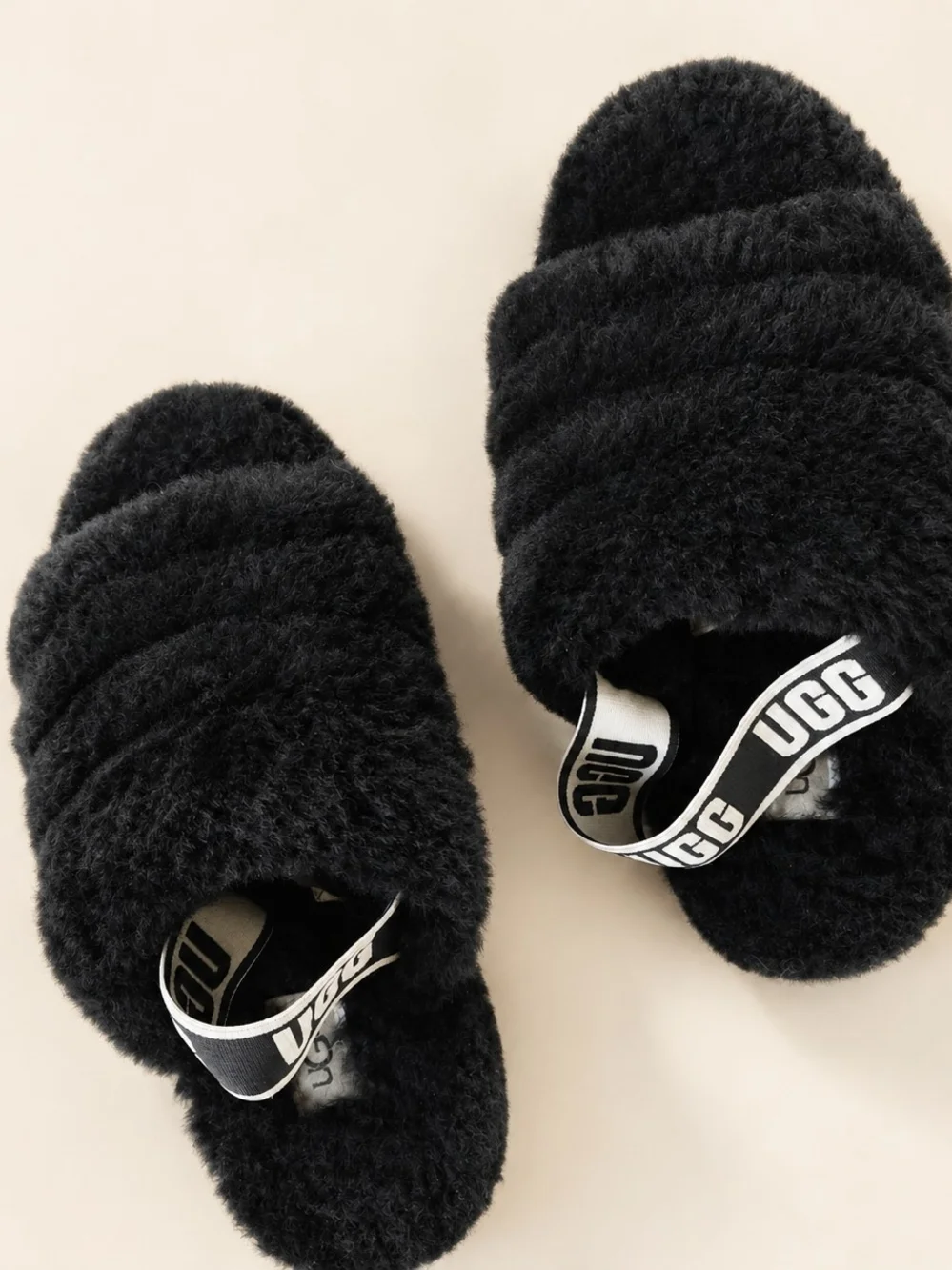 UGG Black Soft Cozy Fuzzy Slide with Branded Heel Strap Size 7